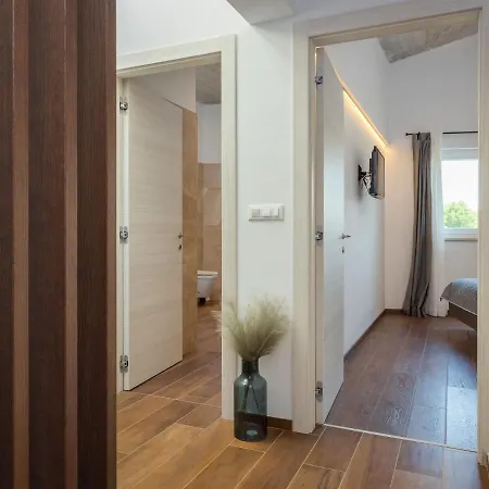 Leonardo By Interhome Nova Vas (Porec)