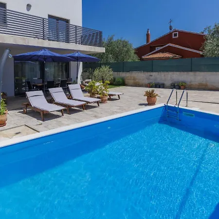 Leonardo By Interhome Nova Vas (Porec)