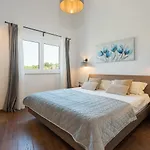 Leonardo By Interhome * Nova Vas