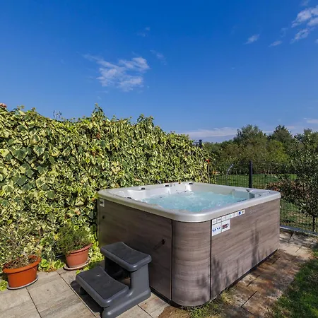 Leonardo By Interhome