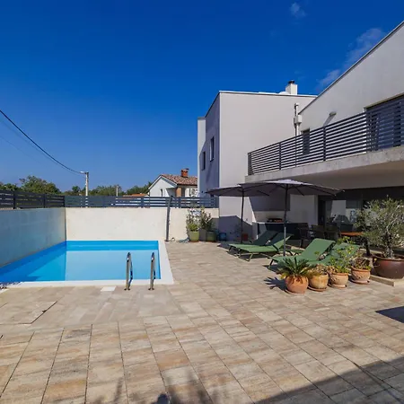 Leonardo By Interhome Nova Vas (Porec)