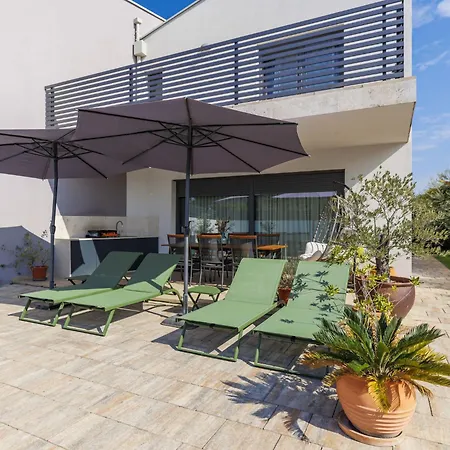 Leonardo By Interhome Ferienhaus Nova Vas (Porec)